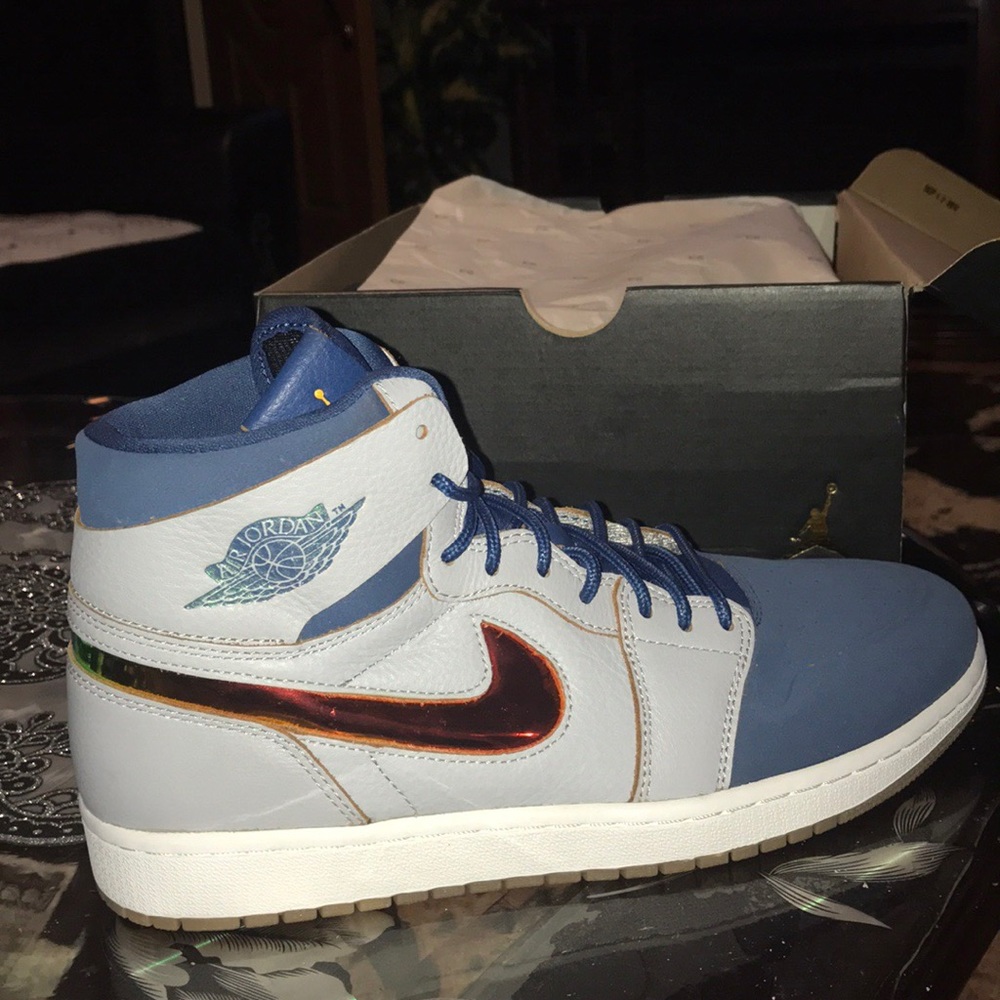 Brand new retro mid 1